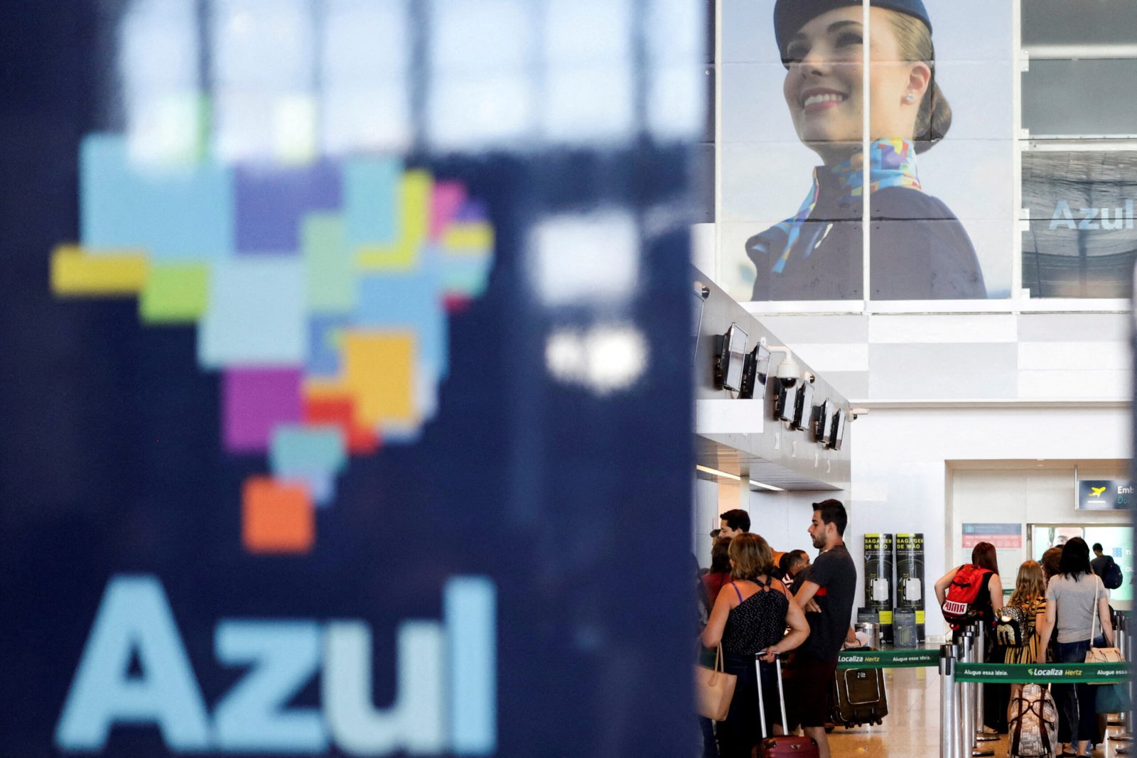 Azul (AZUL4) vê demanda aquecida por voos e defende tarifas maiores